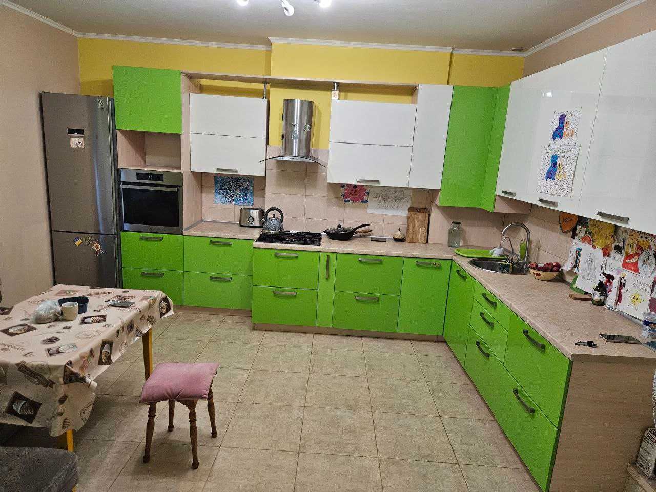 Продам затишний будинок з меблями 75 м кв.