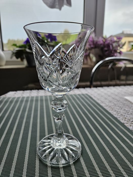 Zestaw 6 kieliszków do wina 170g z kryształu