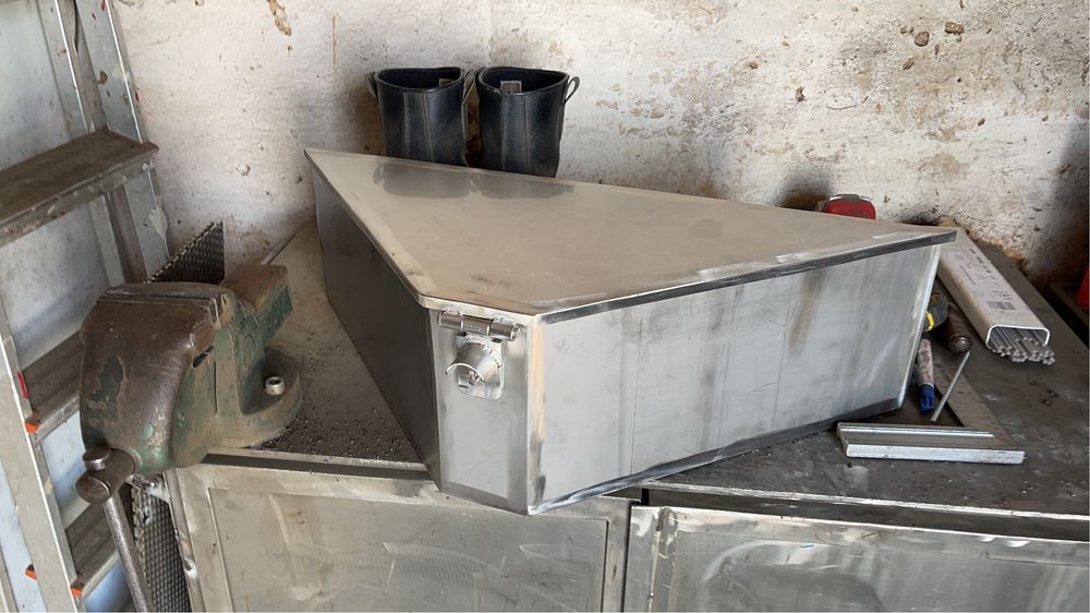 Caixas ou baus em aço inox