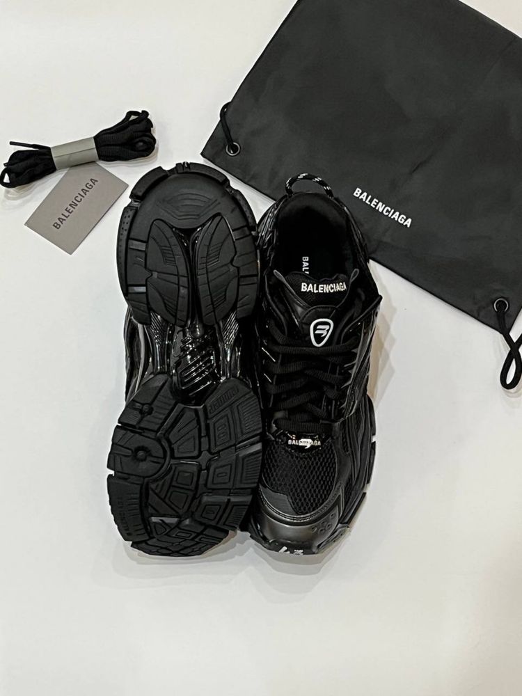 Balenciaga Runner