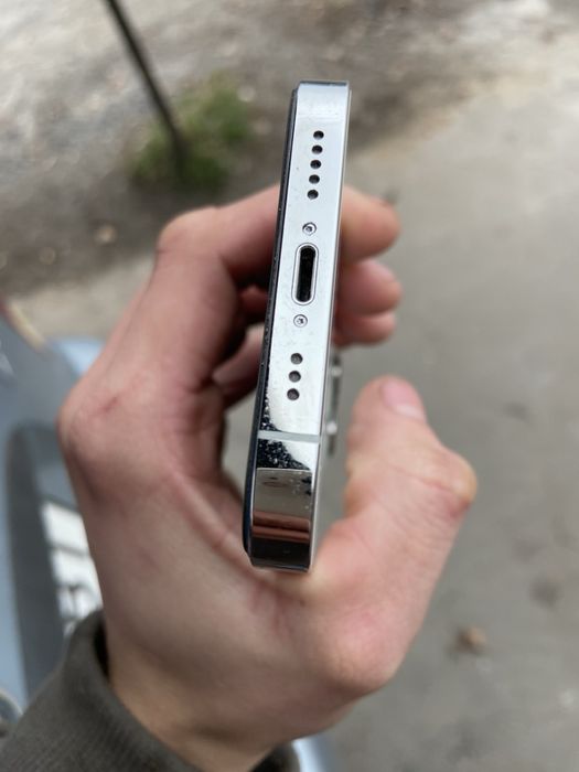 Продам айфон 13 про