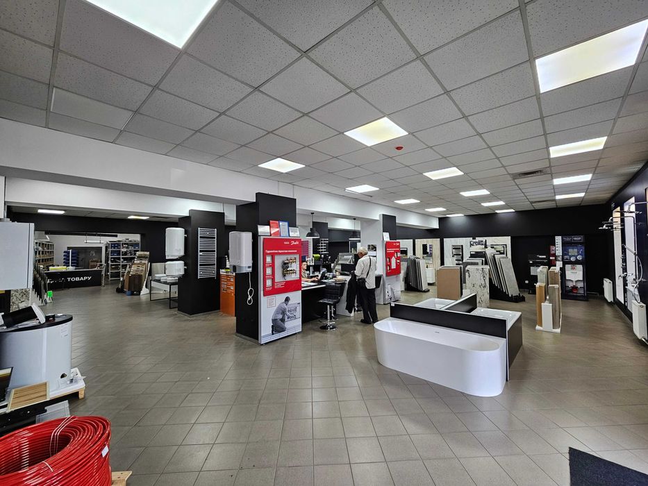 Оренда магазин + склад в м.Луцьку по вул. Рівненській, 48