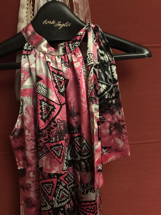 Vestidos em duas cores