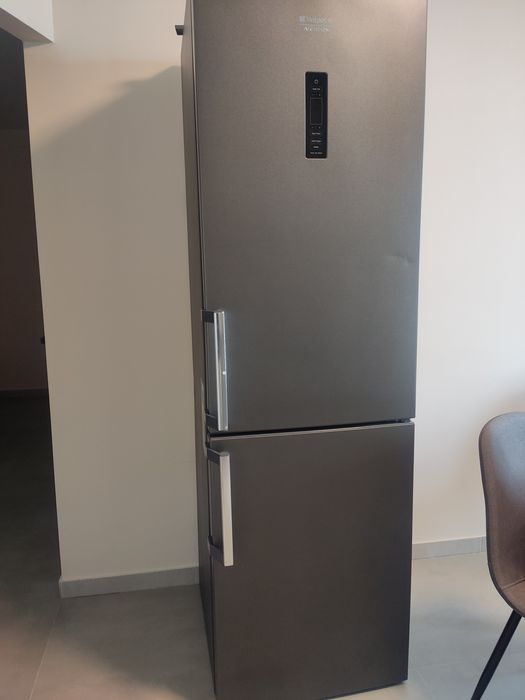 Компресор мотор jiaxipera tg1114y Hotpoint Ariston холодильник