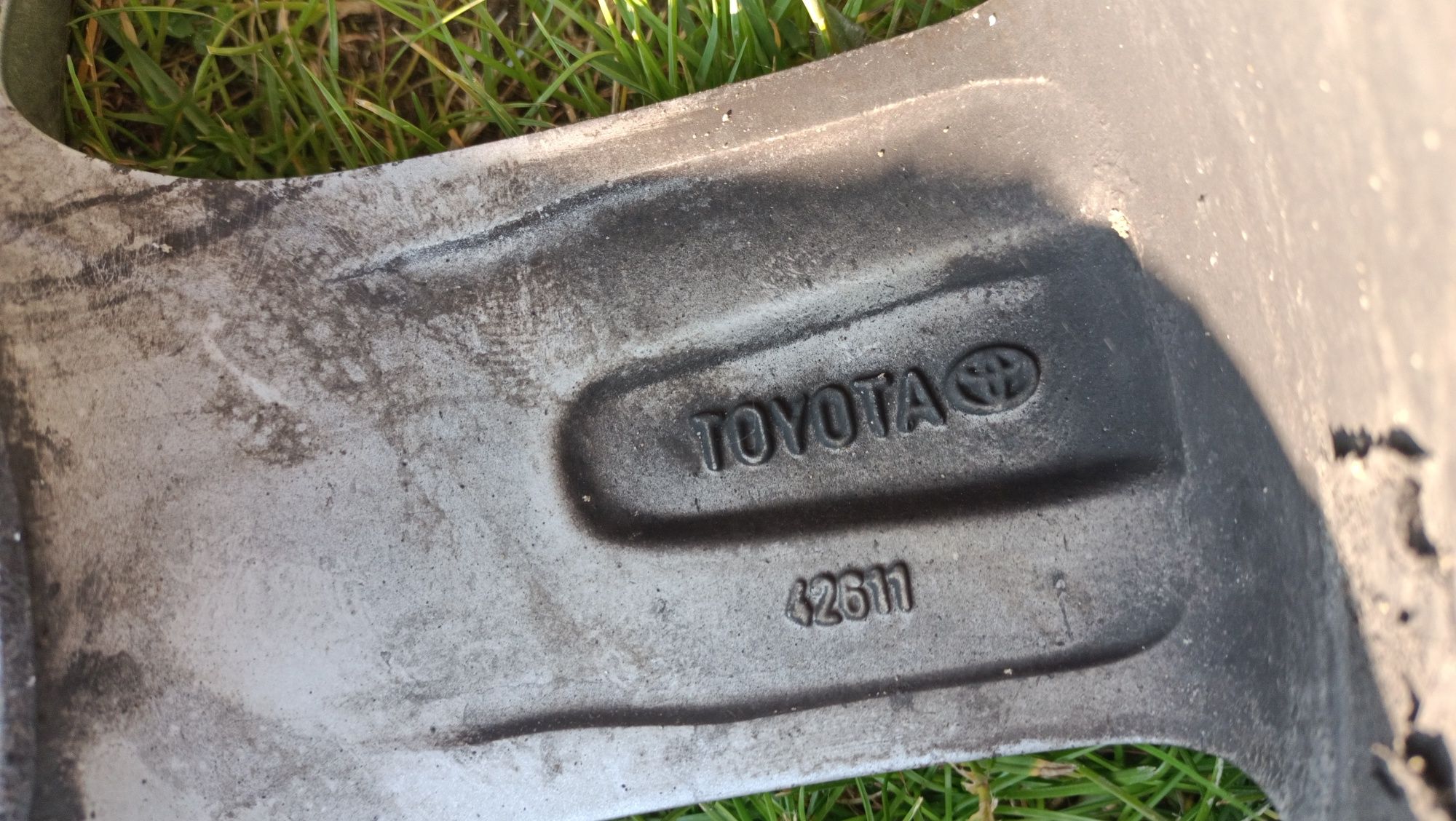 Koła zimowe felgi 17 5x114,3 et45 Toyota 215/50/17