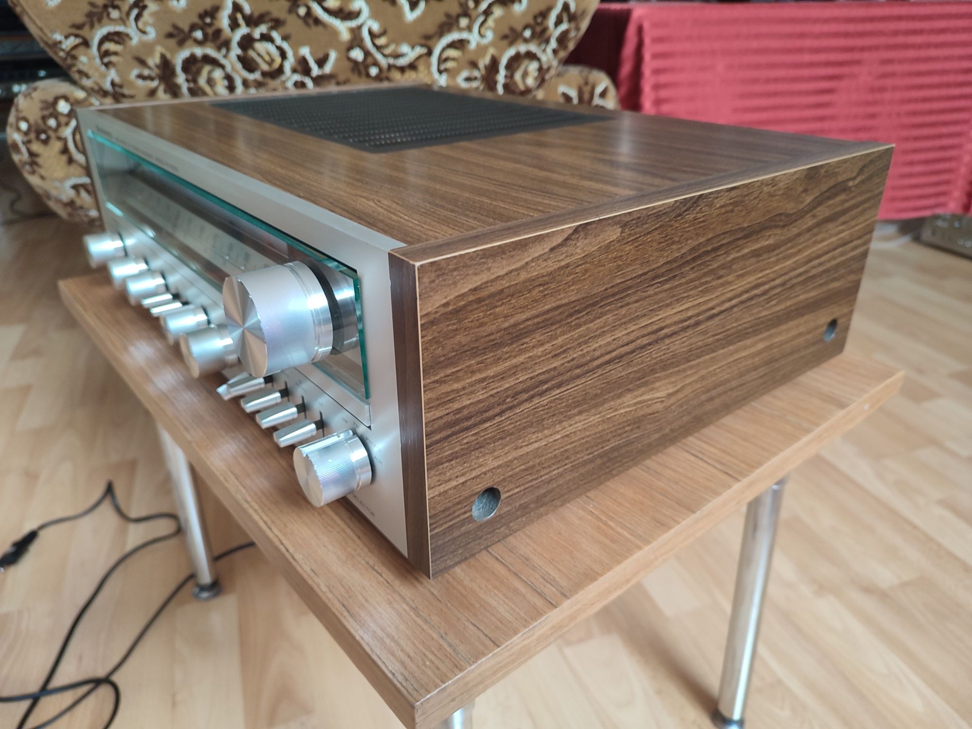 Kenwood KR-6050 amplituner