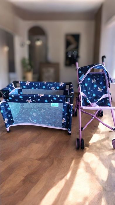 Idealny zestaw dla małej miłośniczki lalek! W skład kompletu wchodzą: