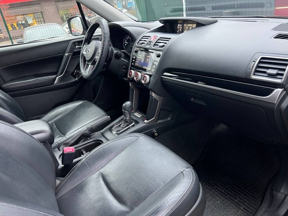 Subaru Forester 2017 официал, 1 владелец, целый по кузову