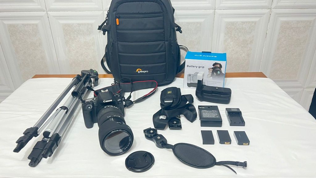 Kit Canon EOS 77d