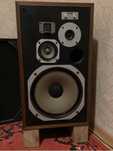 Продам легендарну вінтажну акустику PIONEER HPM-100.
