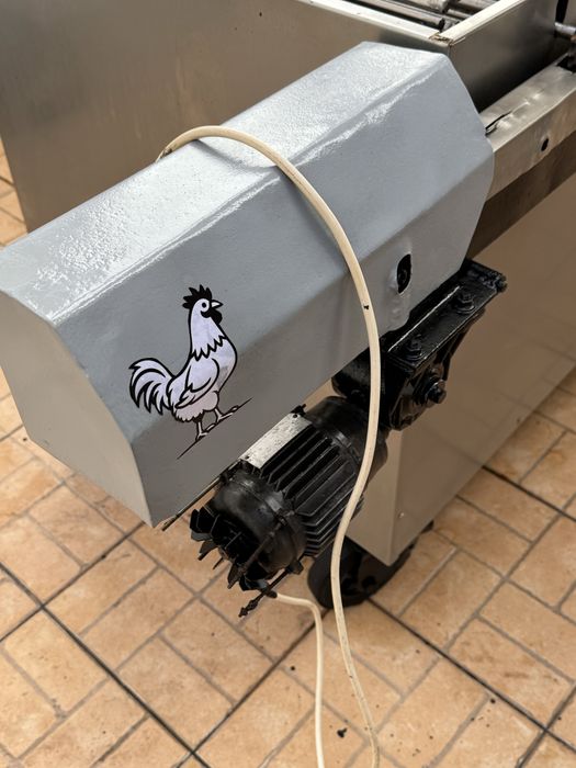 Churrasqueira grelhador rotativo a carvao para frango entrecosto