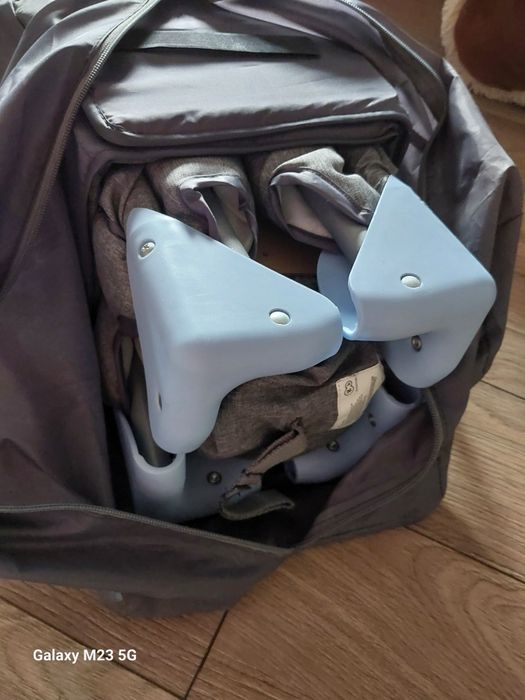 Дитячий манеж-ліжко