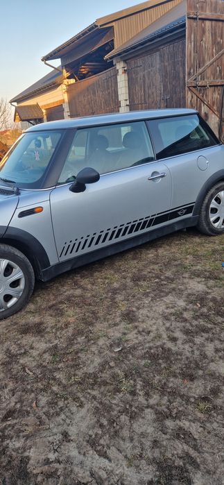 Mini One 1,6 benzyna