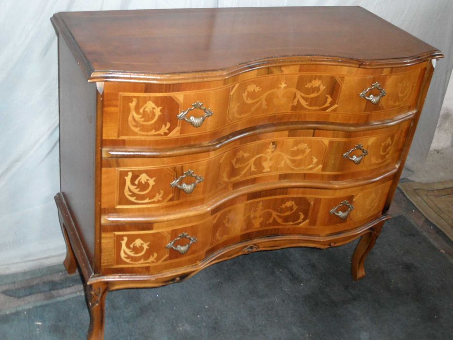 Komoda Intarsjowana Rumunka Mosiężne Okucia  z Niemiec