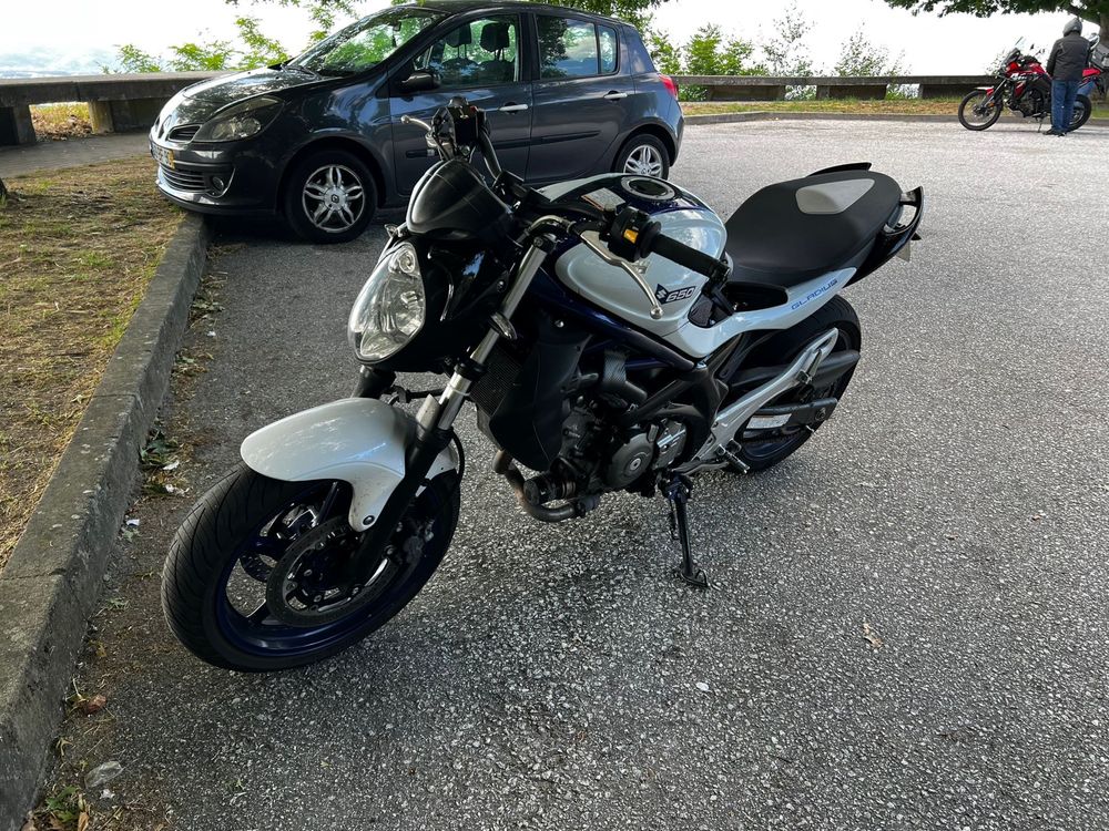 Vendo suzuki 650 GLADIUS 25ks livrete