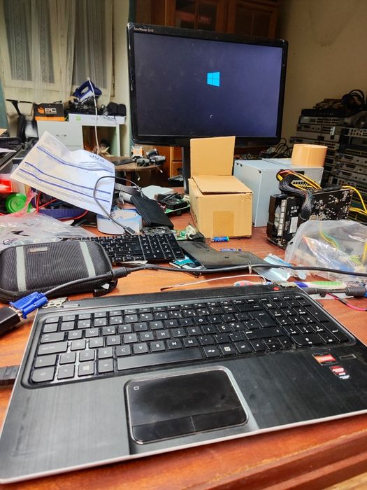 Vendo Portátil HP Envy m6' avariado