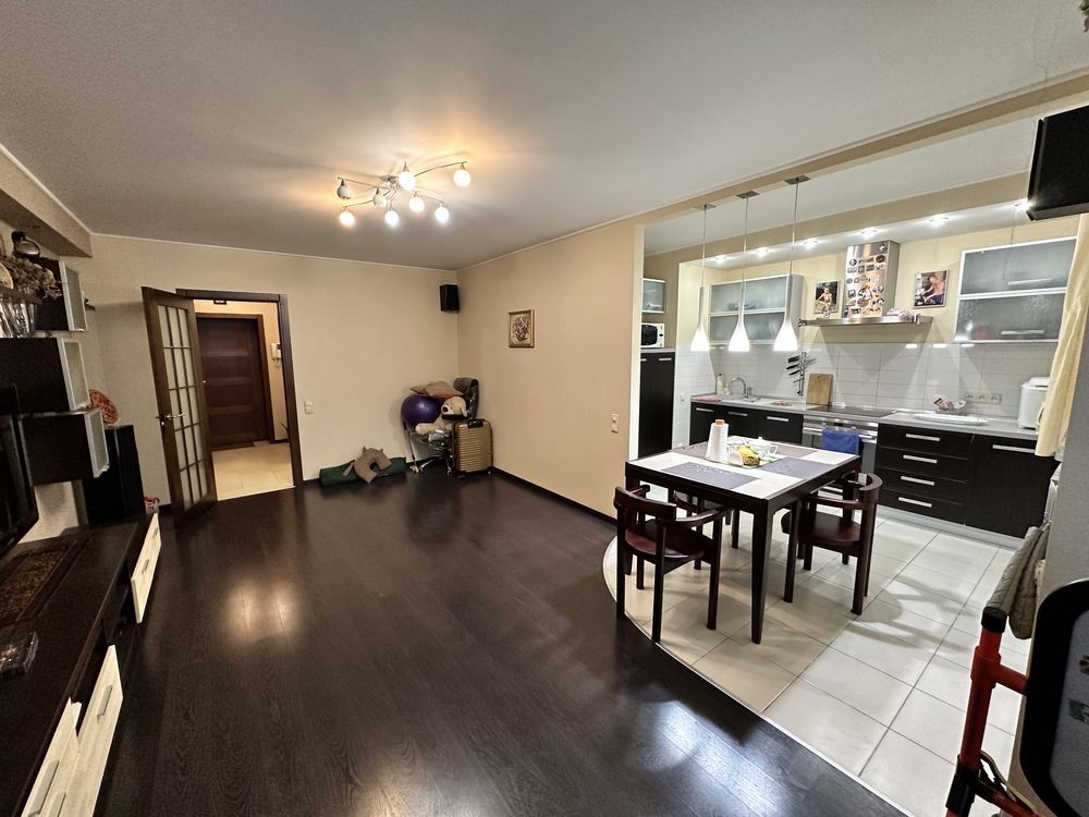 Продам 3х ком квартиру, Тополь