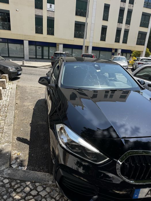 BMW - Serie 1 - Preto