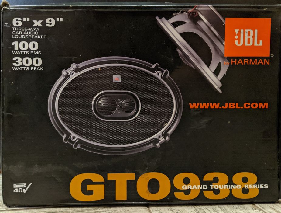 JBL GTO 938, овалы динамики в авто.