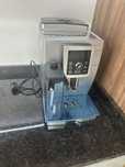 Máquina de Café Automática DELONGHI ECAM 23.460.SB
