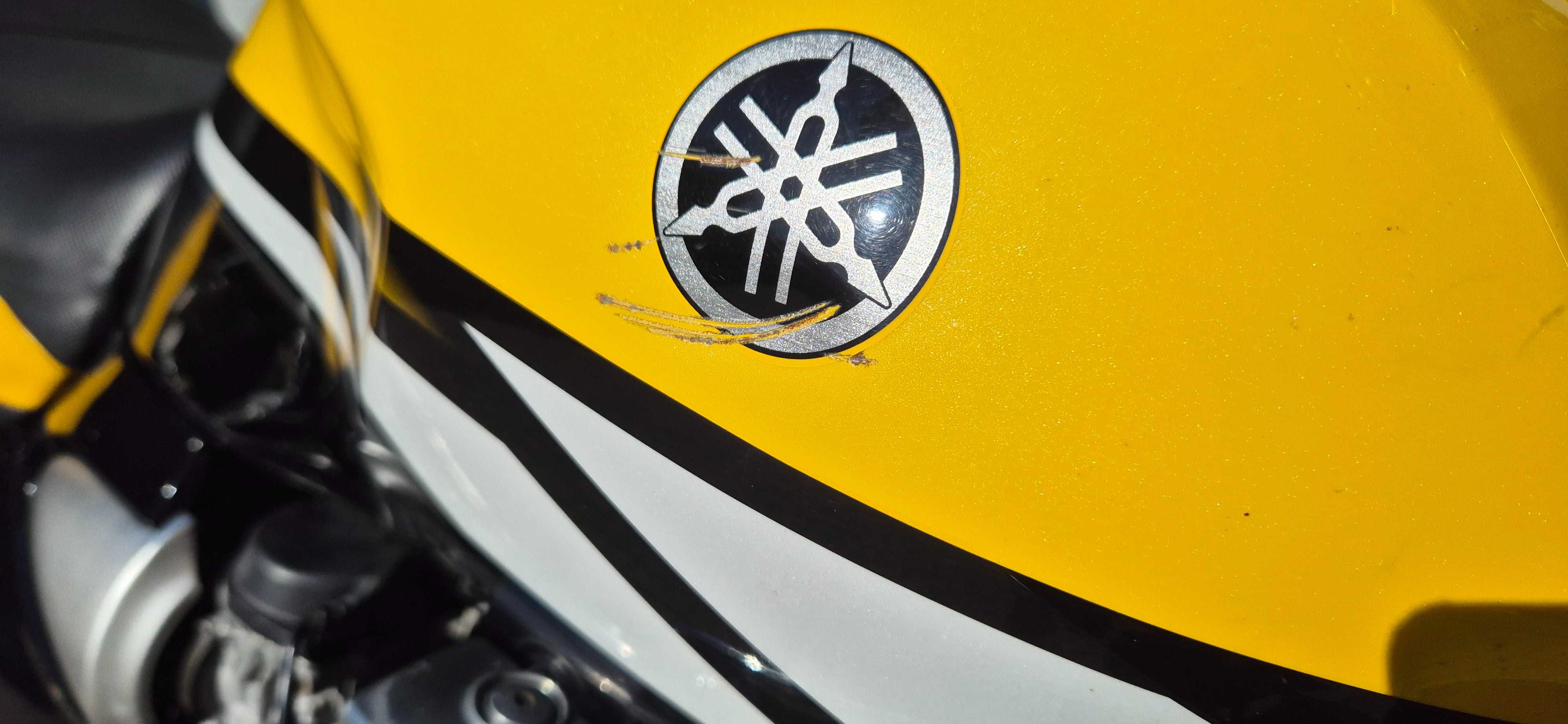 Yamaha xjr1300  02