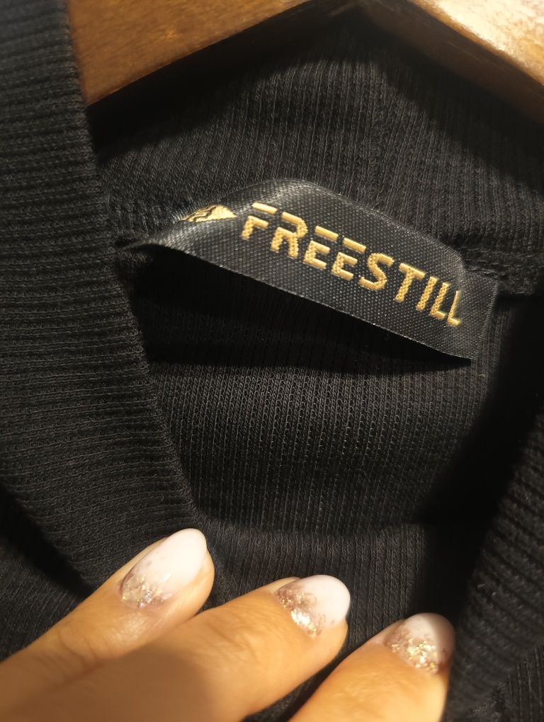 Freestill bluzka prążek czarna damska rozm Uni