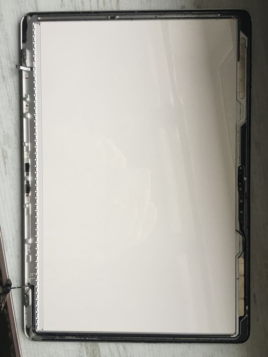 A1398 підсвідка екрану