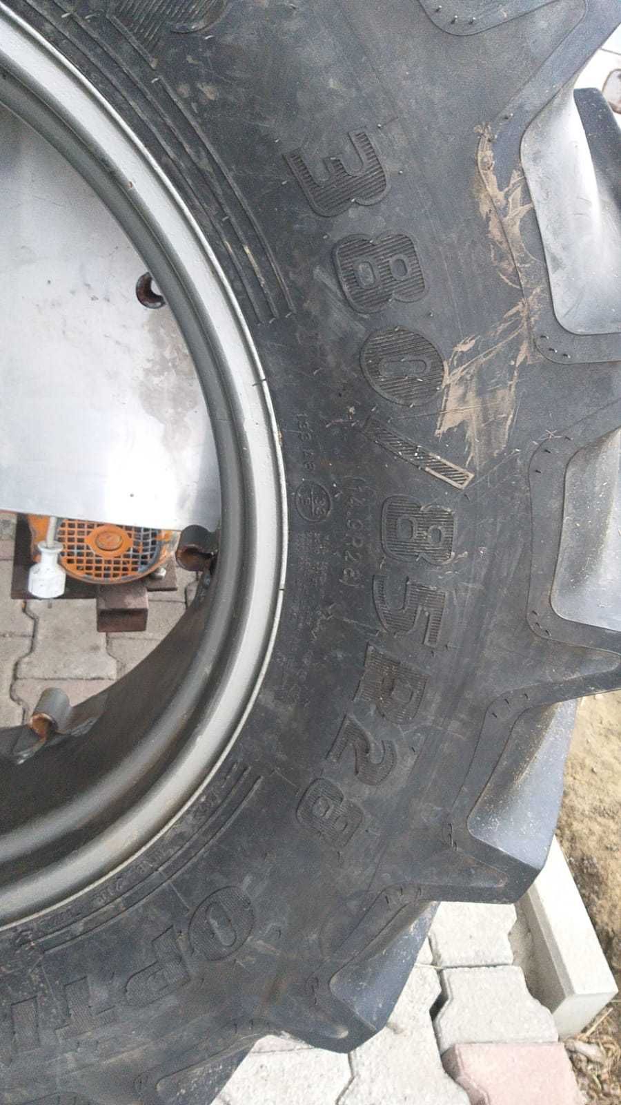 Opony Goodyear 380/85 R28
