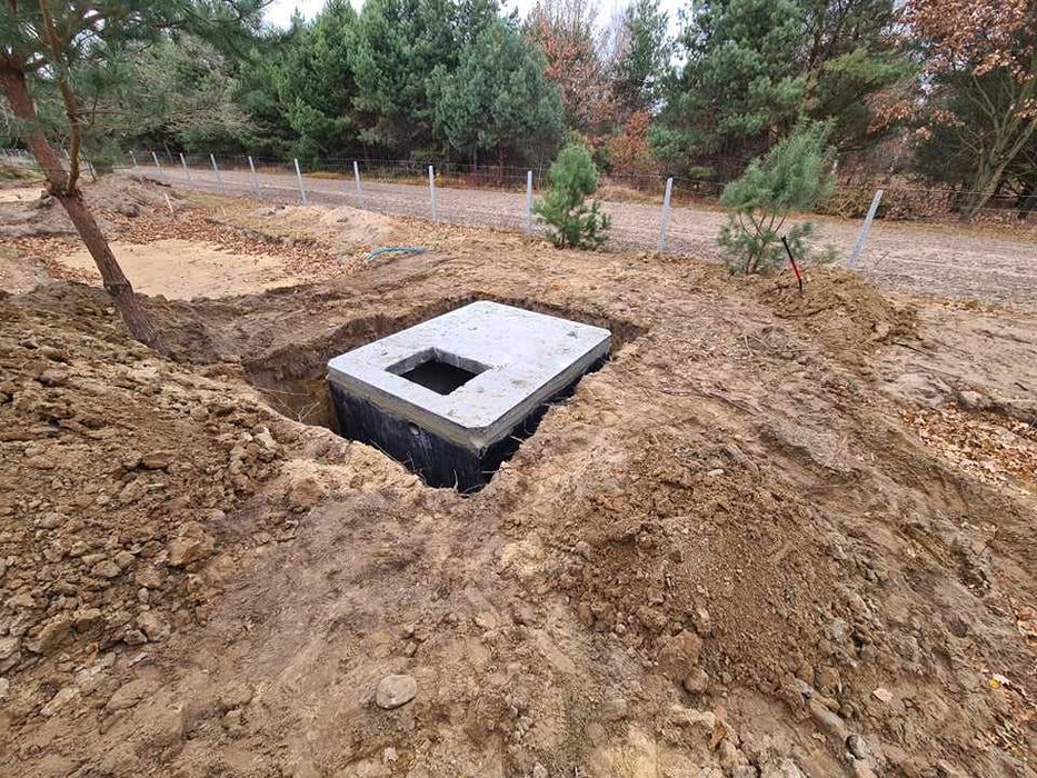 Zbiornik na ścieki lub deszczówkę Zbiornik betonowy Szambo Kanał