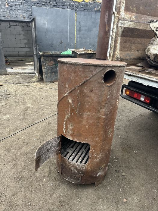 Продам буржуйку состояние новой