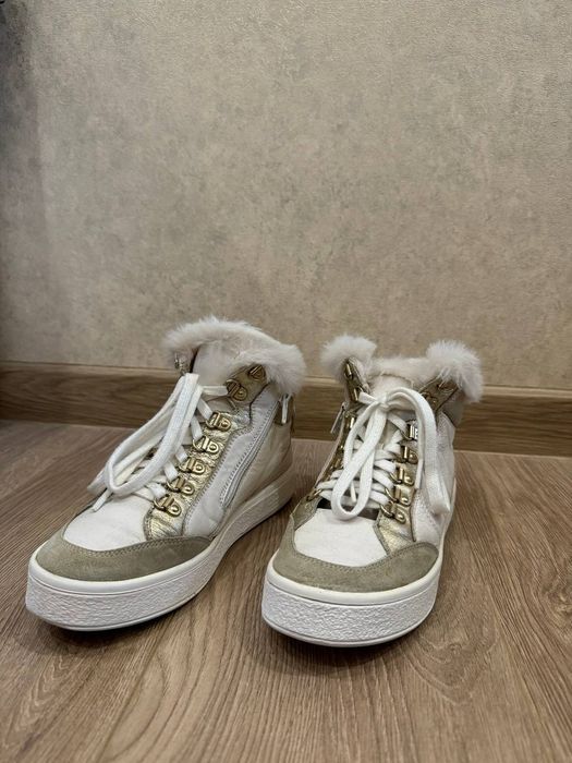 Жіночі зимові черевики Geox оригінальні  37 розмір ІДЕАЛЬНИЙ СТАН !