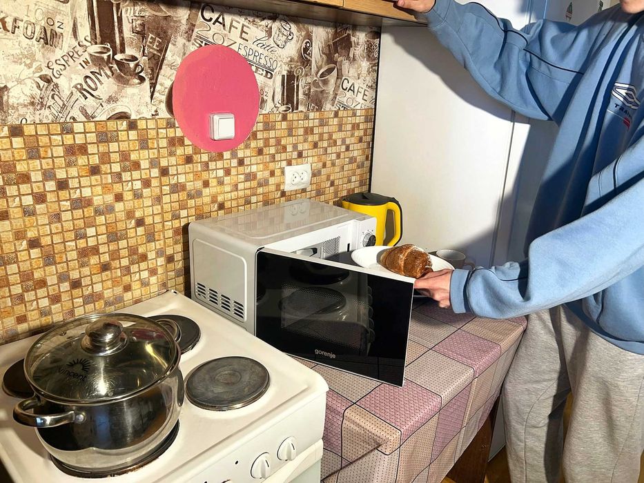 Хостел на Левом берегу в спальном районе, м.  Позняки