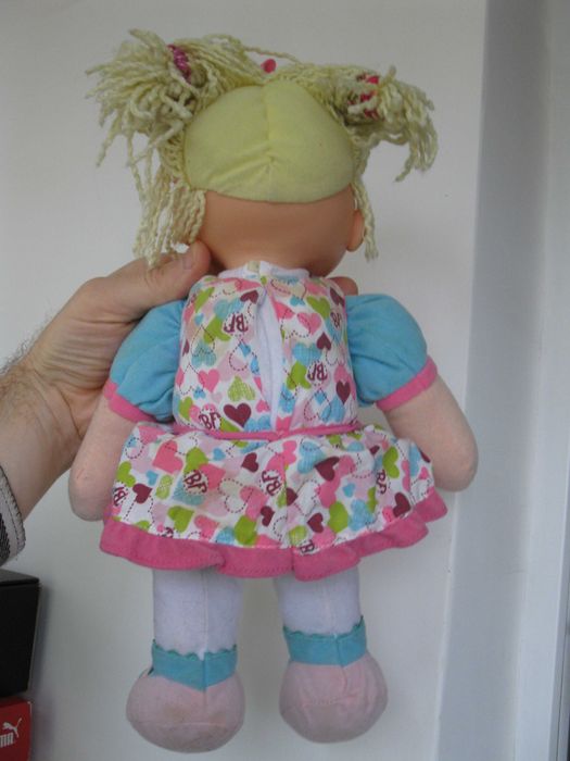 Кукла. Продам куклу