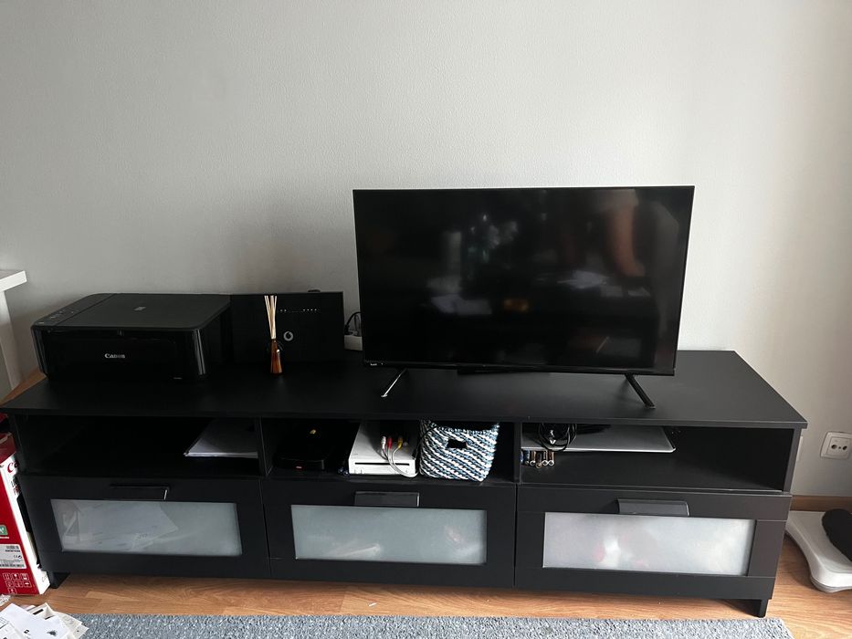 Móvel TV preto IKEA