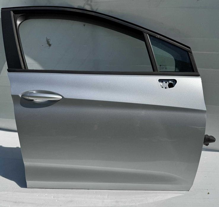 Opel Astra K drzwi prawy przód z176 w kolor