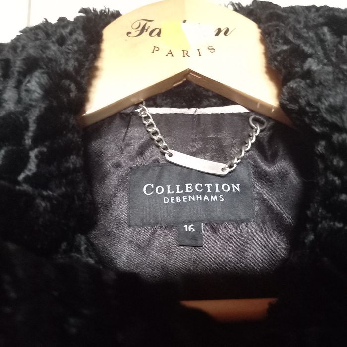 Полушубок каракулевый искусственный  50 размер