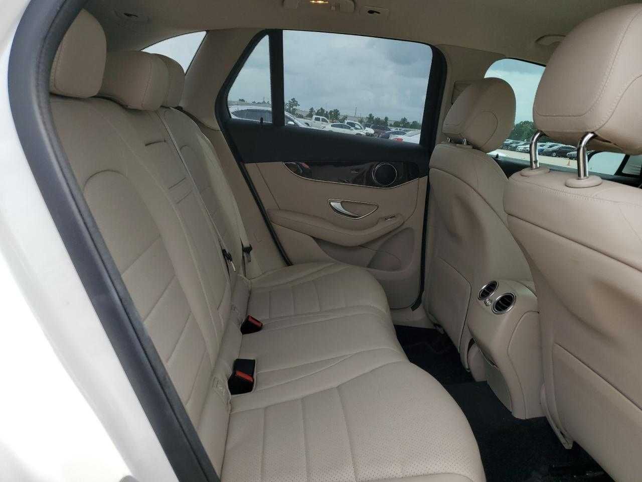 Mercedes-Benz GLC-Class 2022