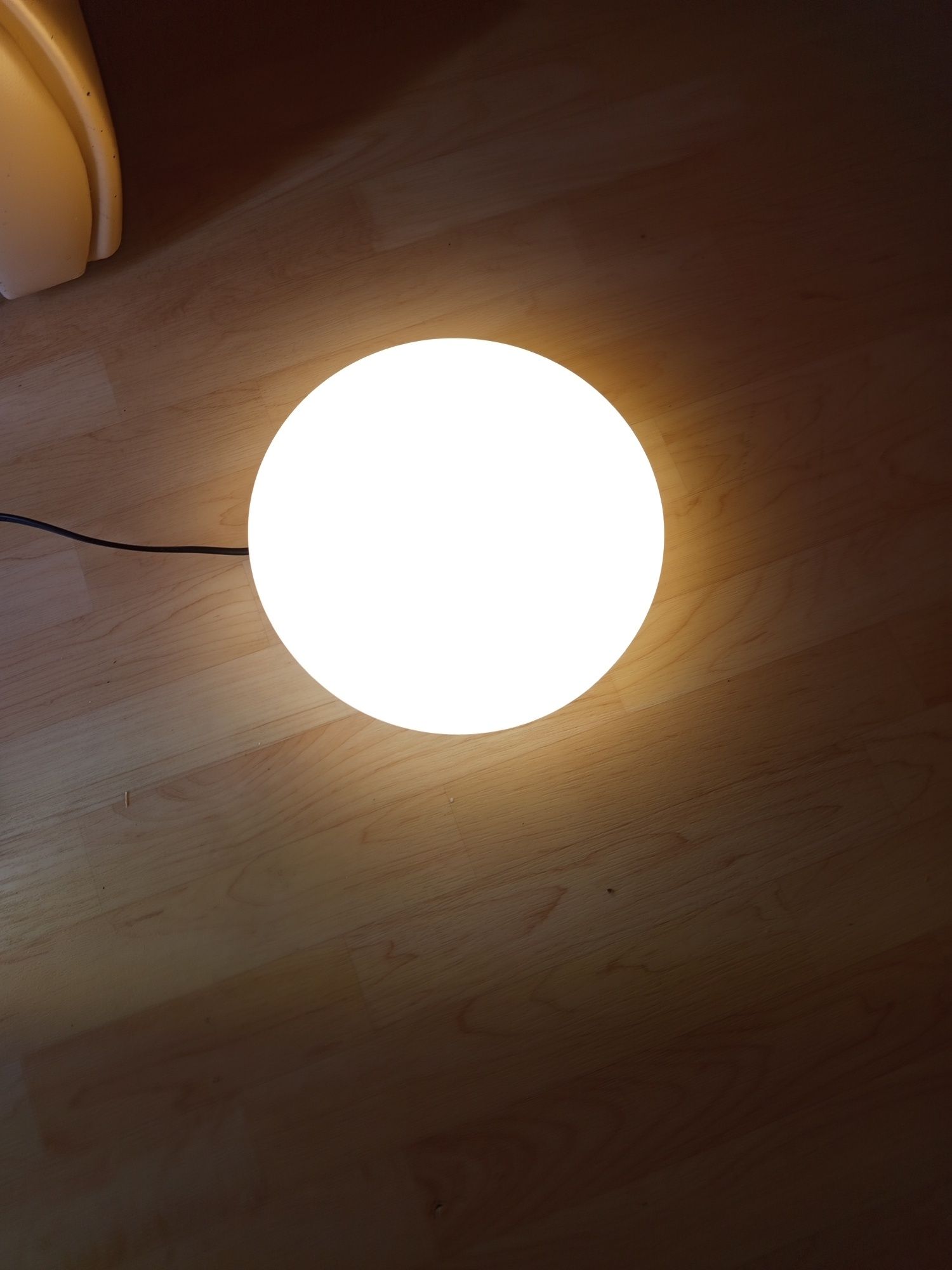 Trzy lampy LED na ścianę lub na sufit