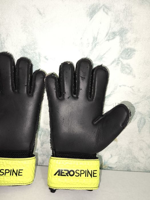 Детские вратарские перчатки р 3