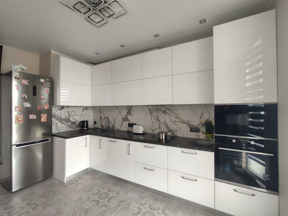 Продам шикарну двокімнатну квартиру в ЖК "Одеські традиції"