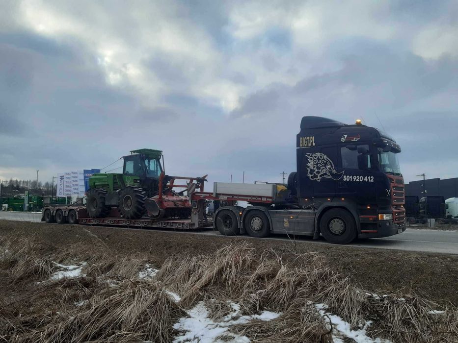 Tiefbett usługi transportowe naczepa tiefbett naczepa niskopodwoziowa.