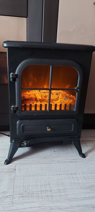 Sprzedam kominek na prąd