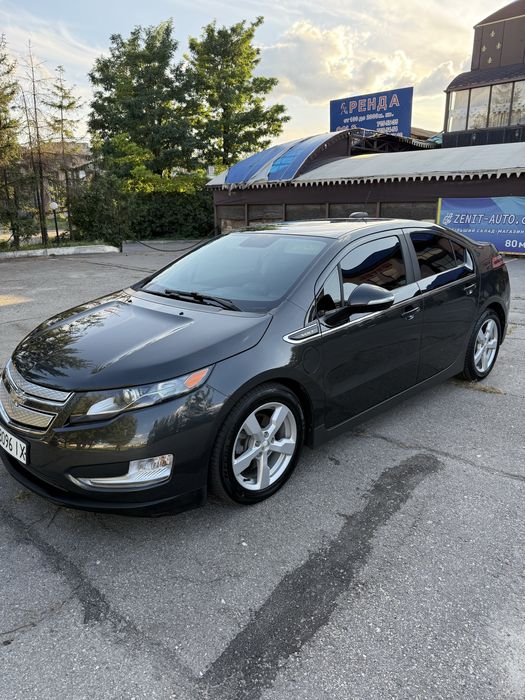Продам Chevrolet Volt Шевроле вольт 2015 в гарному стані