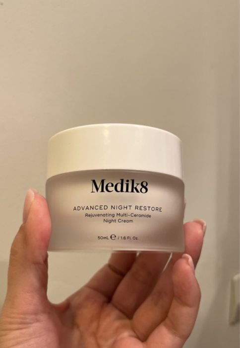 Пади Elemis спрей Collistar сиворотка Lancome денний нічни крем Medik8