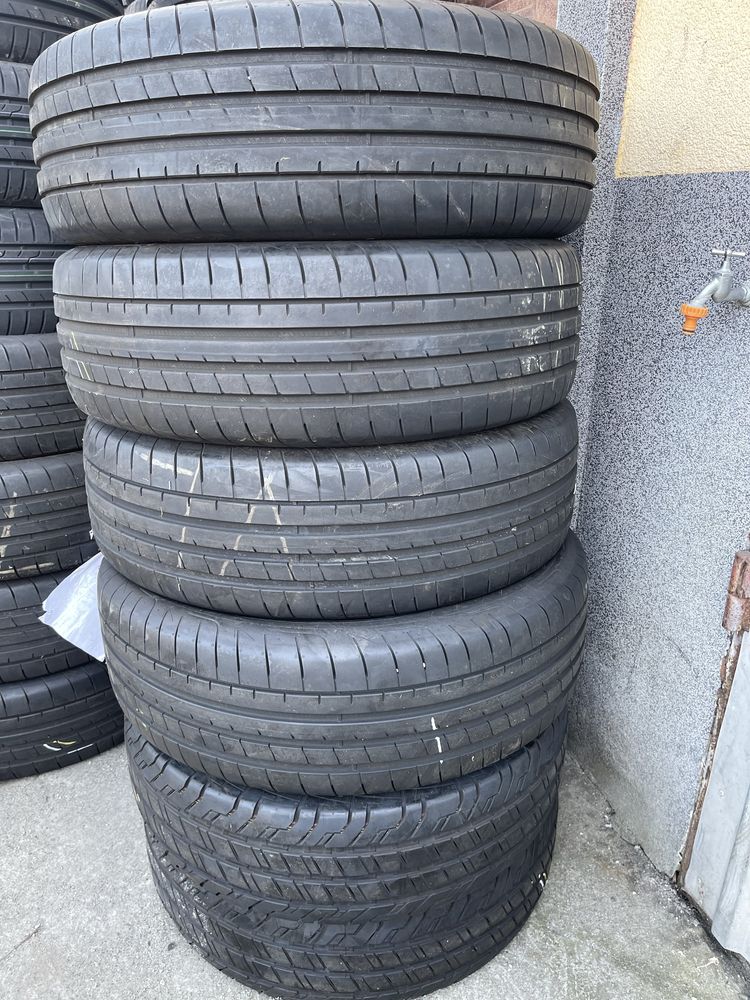 4xGoodyear 235 65r18., 2020 7mm