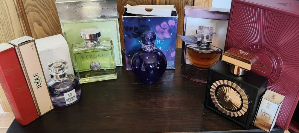 Vários perfumes para senhora ou senhor