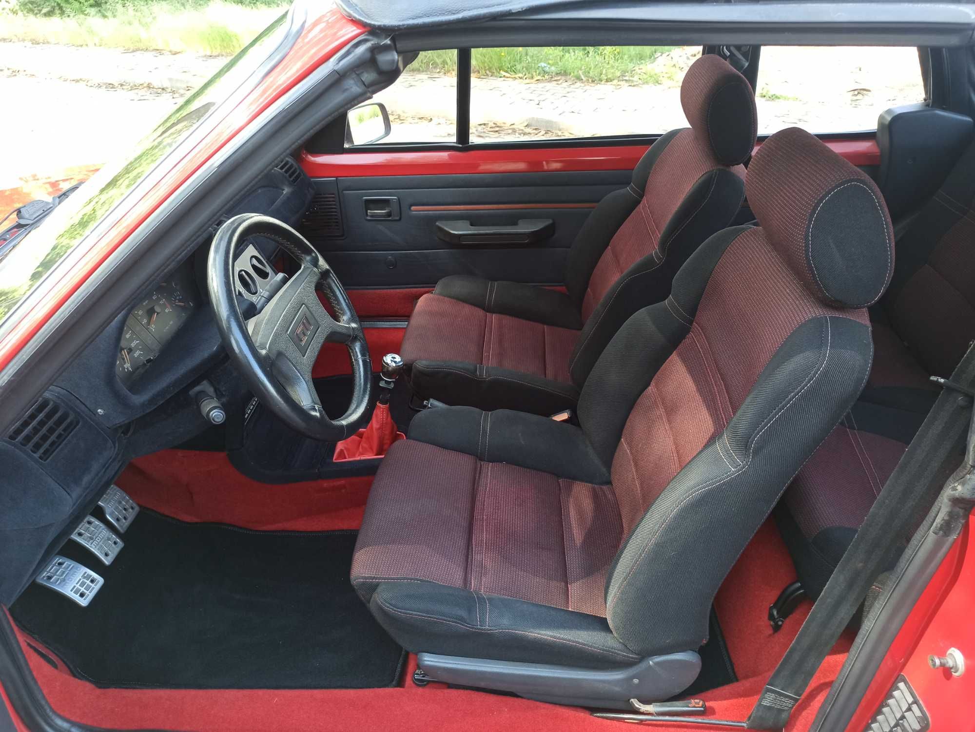 Peugeot 205 CTI CABRIO