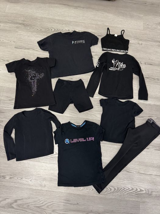 Лот одягу для гімнастики