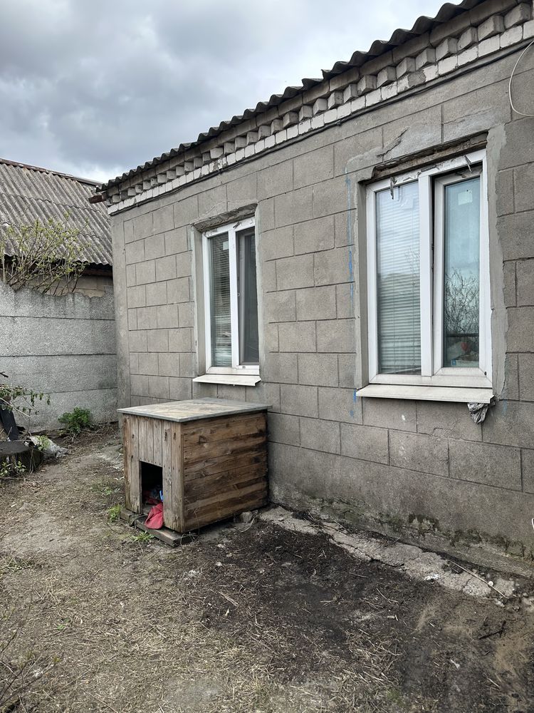 Продам 1/2 дома поселок Строителей