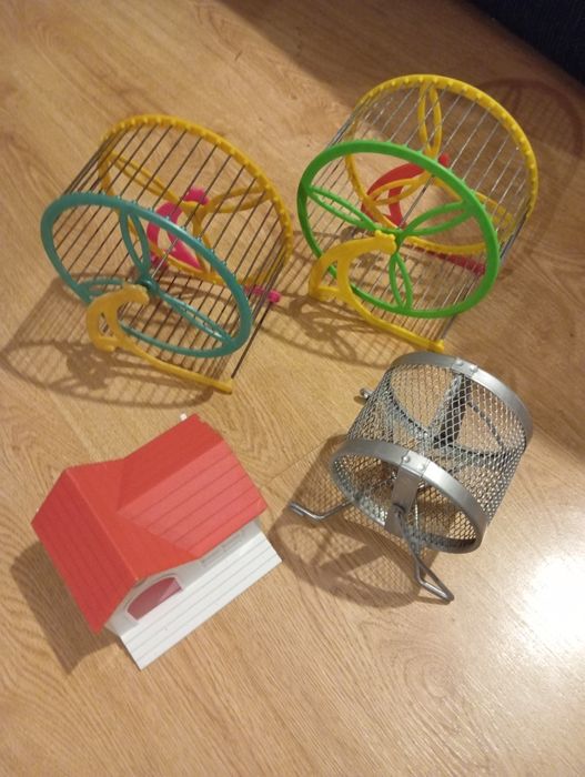 Kołowrotek dla gryzoni i domek cenazasztukę